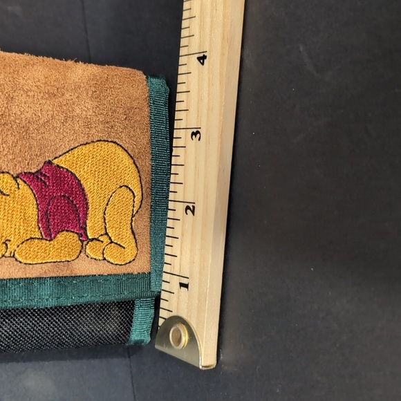 Disney Winnie the Pooh Green/Black/Tan Velcro Tri-Fold Wallet, Vintage. - Picture 9 of 10